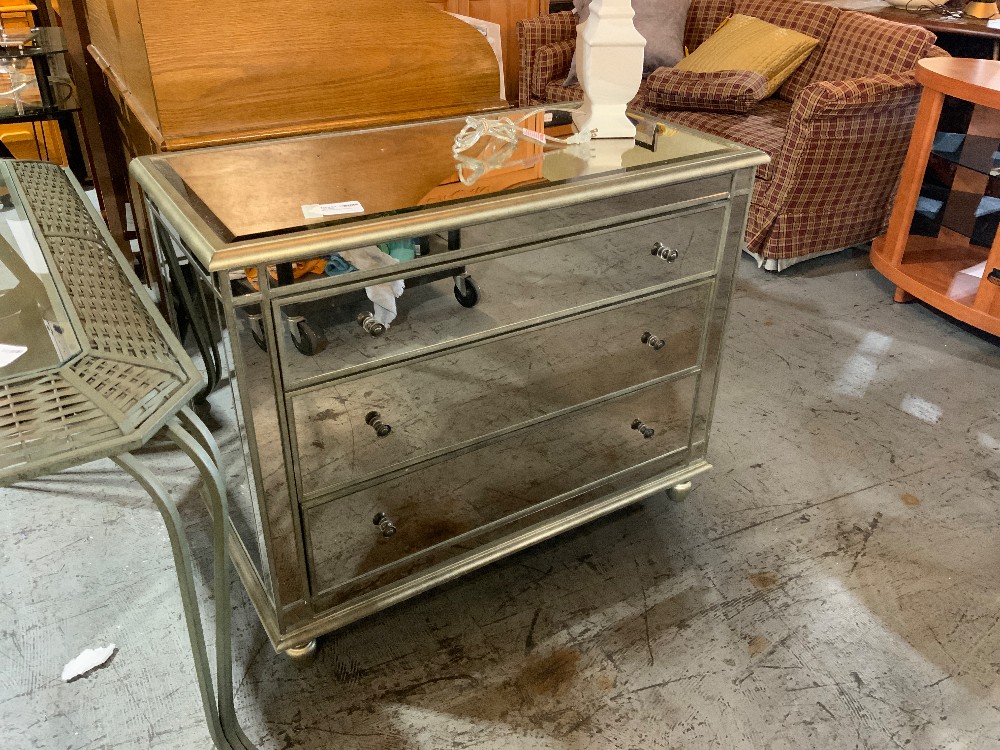 Mirrored 3 Chest Drawer