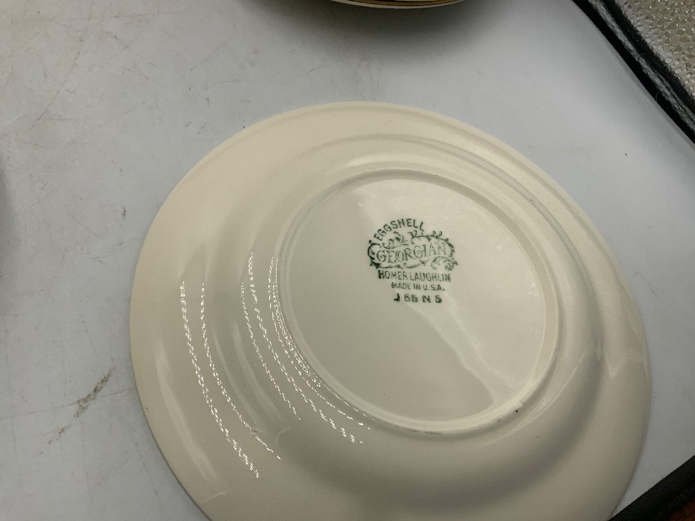 Homer Laughlin Georgian Egg Shell 40 pc Set