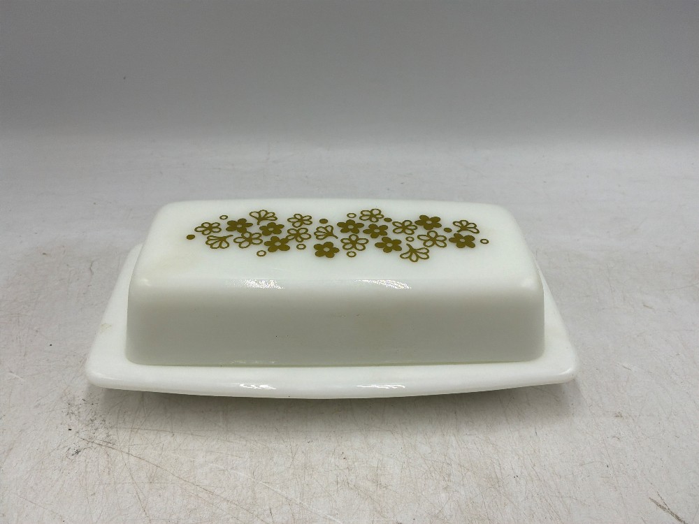 Pyrex Crazy Daisy Butter Dish