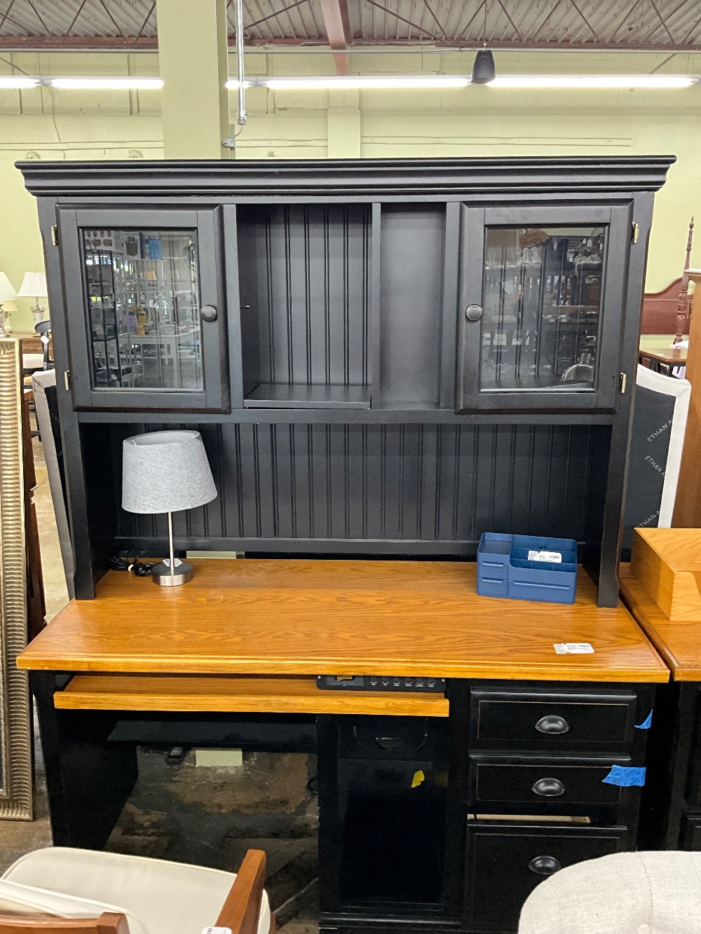 Black Wood & Oak Desk w Hutch