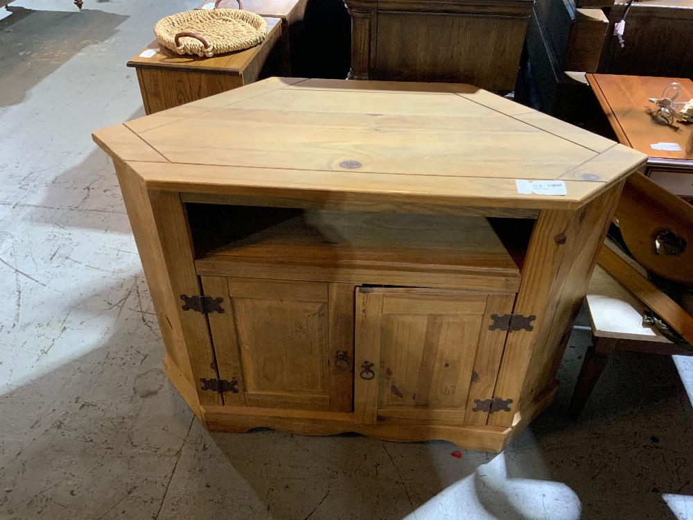Corner Tv Stand
