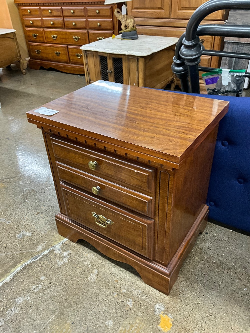 Broyhill Nightstand