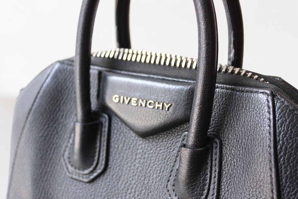 Givenchy Antigona Mini Black Grained Leather