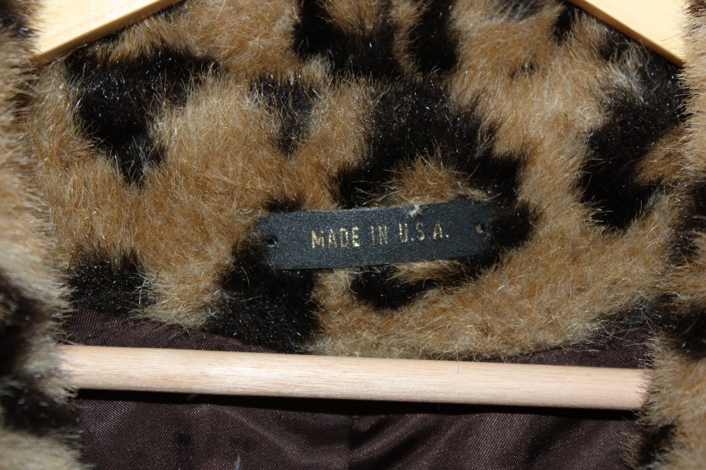 Vintage Faux Fur Leopard Print Jacket (Sz M / L)