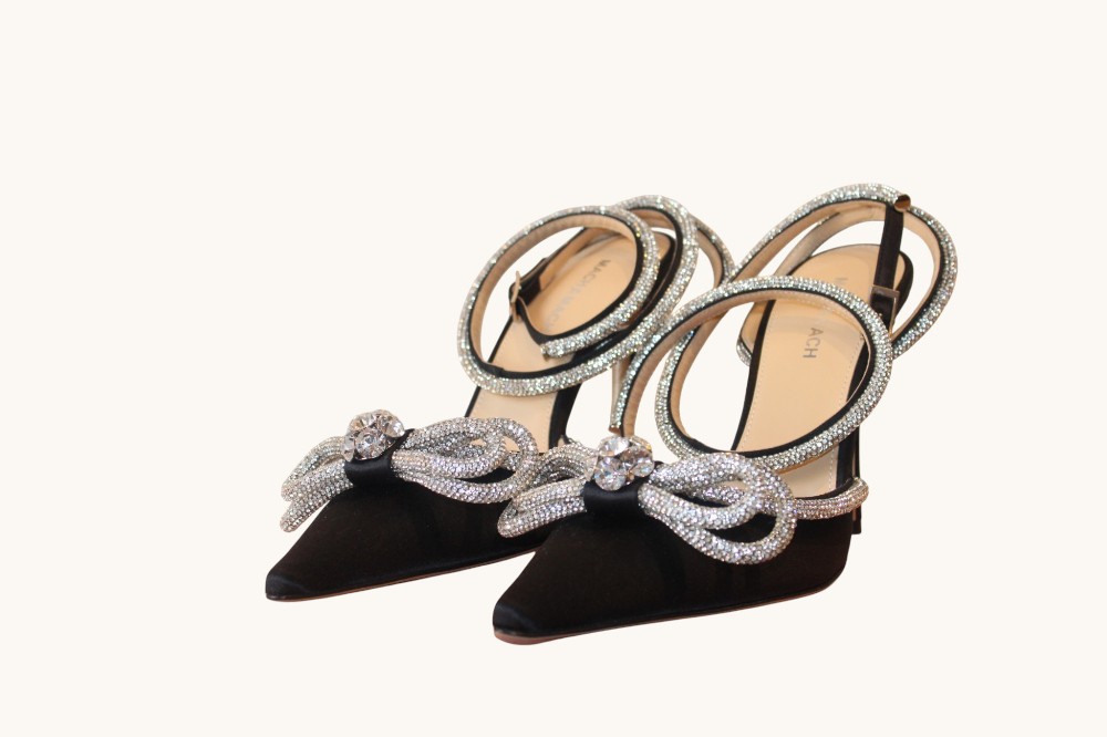 Mach & Mach Double Crystal Bow Pointed Pump sz 9