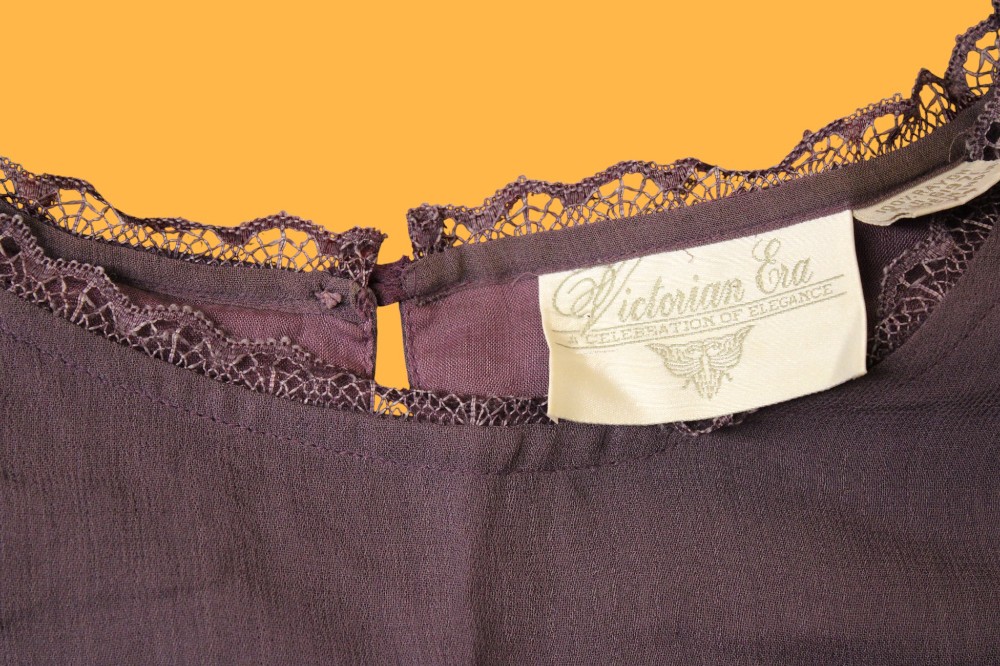 Victorian Era Purple Tiered Tunic (Sz XL)