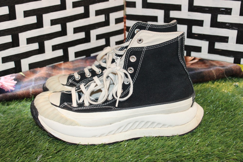 Converse Chuck 70 AT-CX Hightop Black/White Mens Sz 8.5