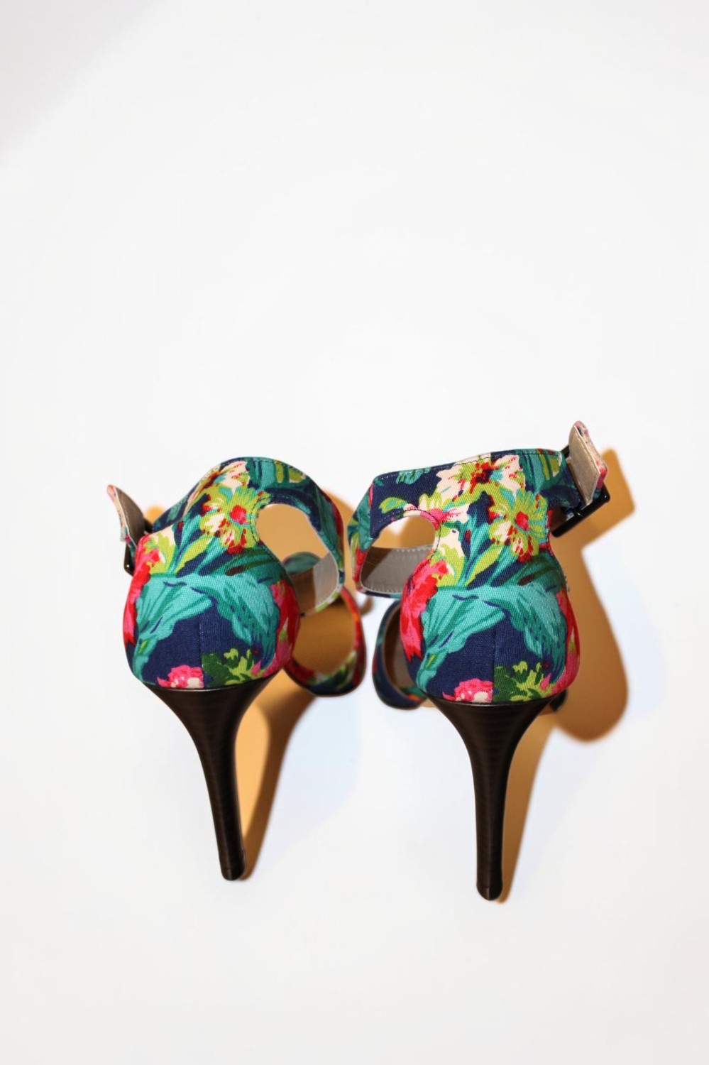 BP Blue Floral Heels sz 8.5