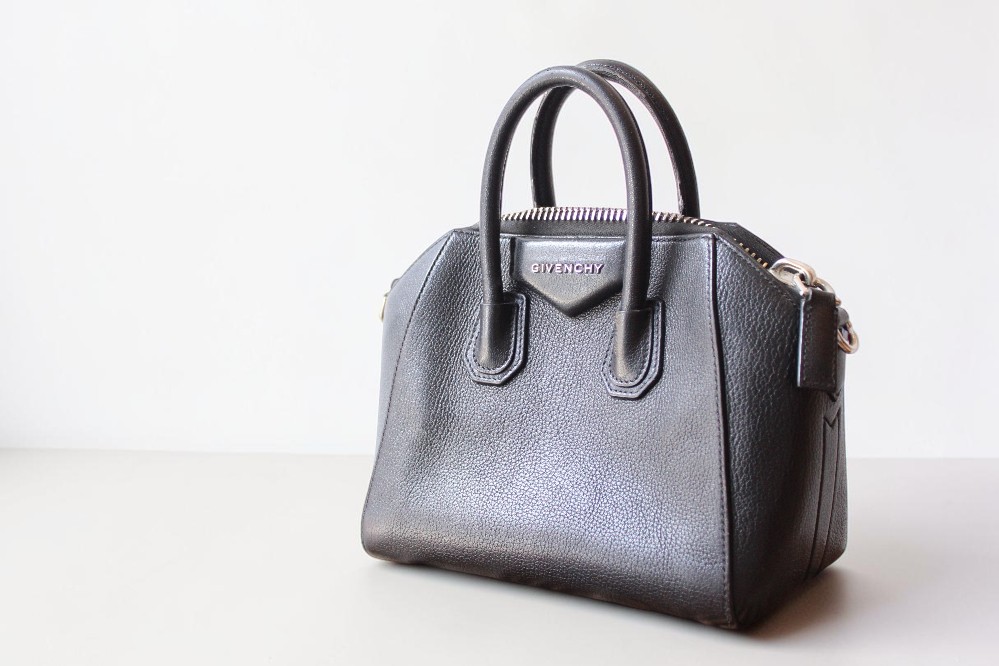 Givenchy Antigona Mini Black Grained Leather