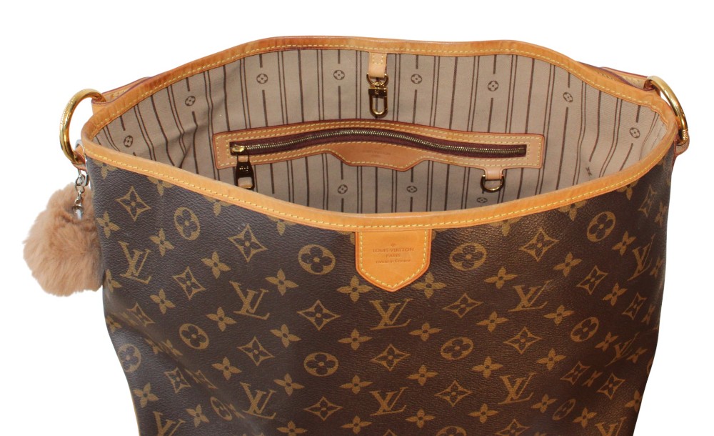 Louis Vuitton Delightful MM Handbag