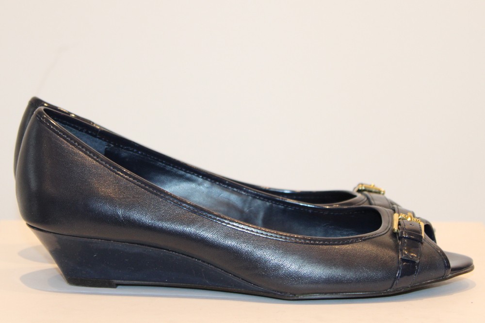 Lauren Ralph Lauren Navy Blue Open Toe Low Wedge (Sz 7.5)