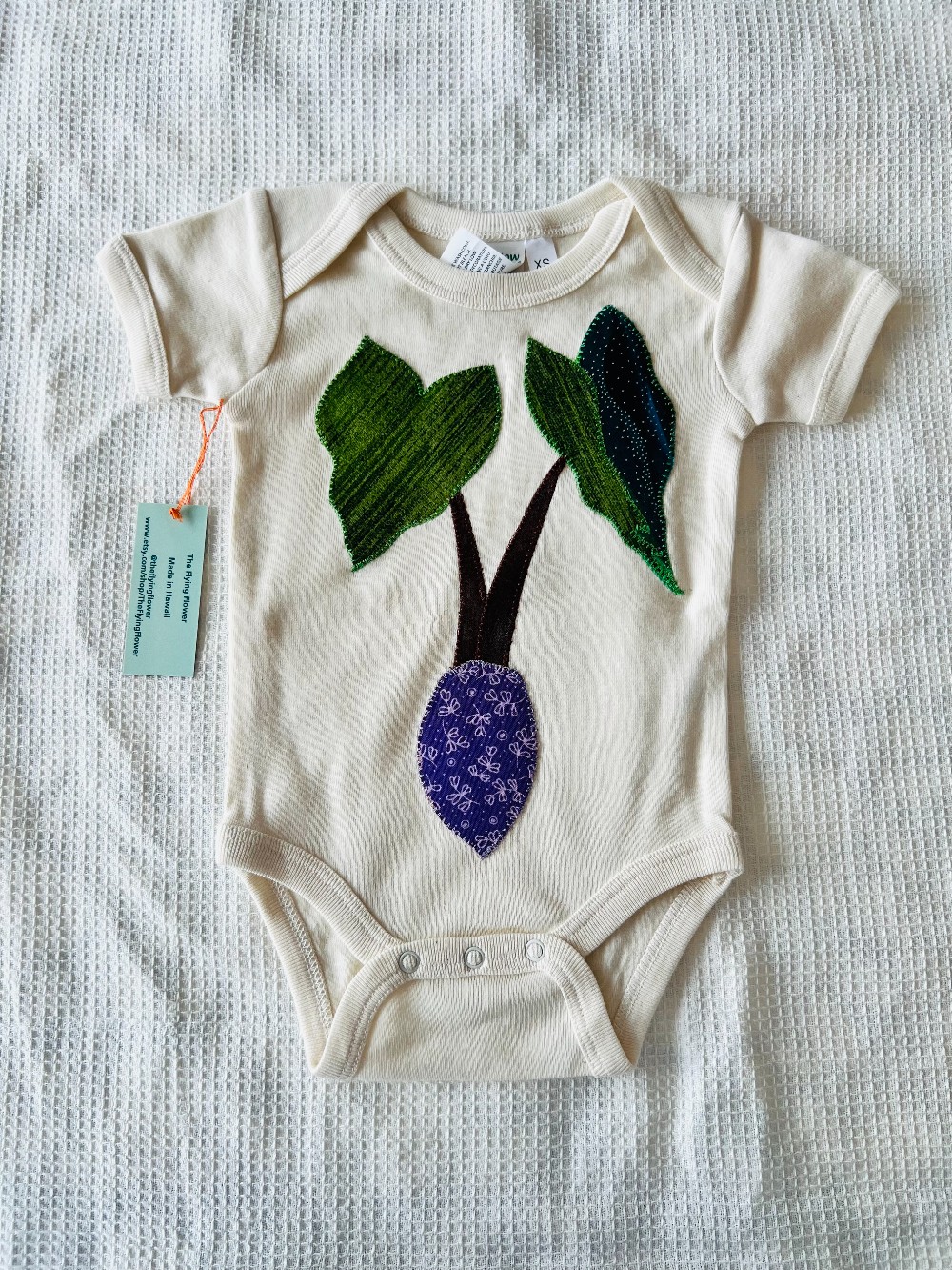 Newborn - Kalo Onesie (Cream)