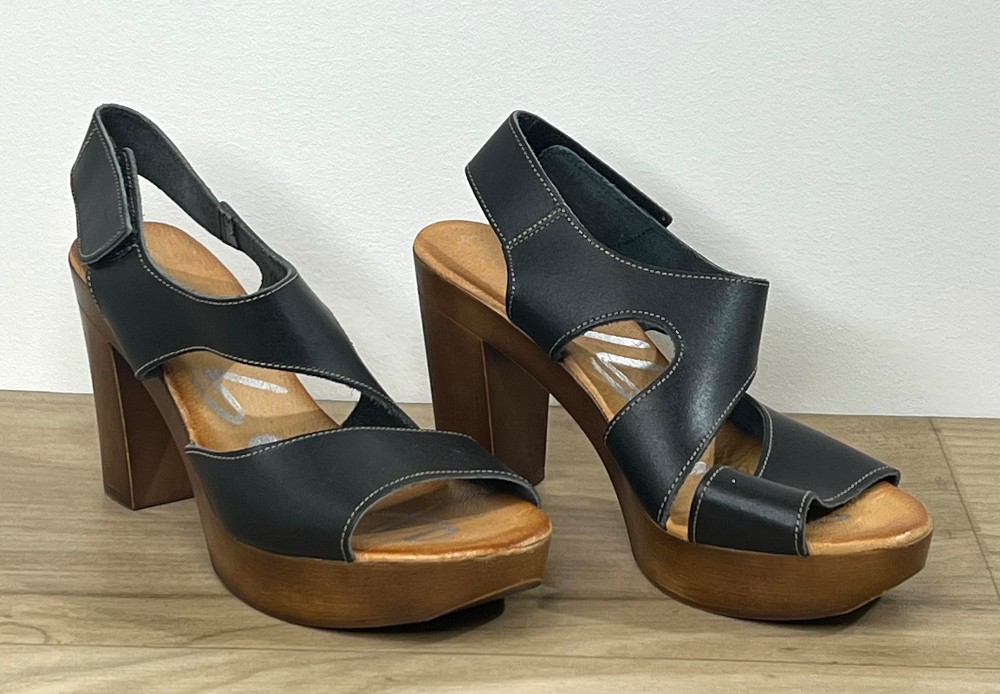 Sandales Alberto (37/6.5) noires
