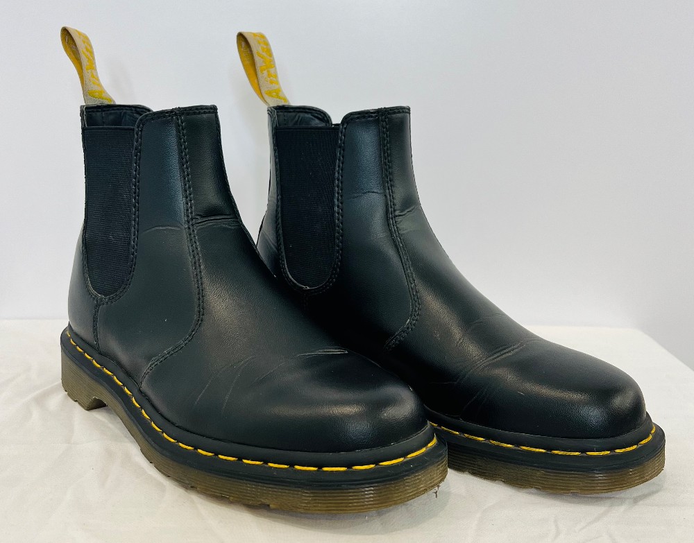 Bottes DR MARTENS (39/8) noires