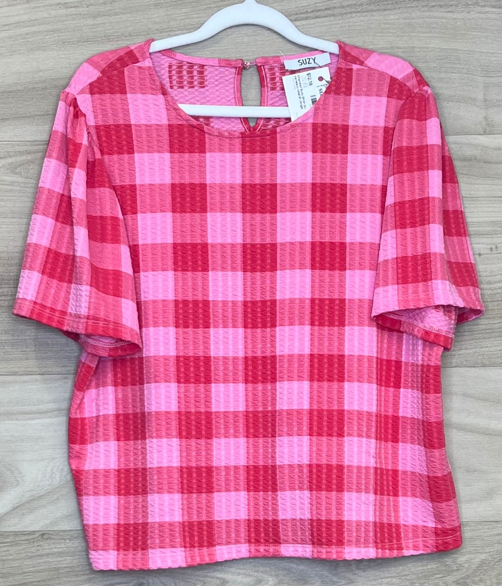 Chandail Suzy Shier (L) carreaux rose et rouge