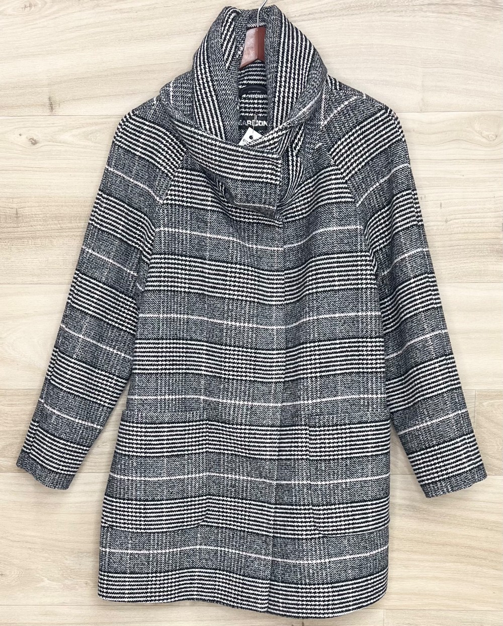 Manteau Marcona (M) carreaux noir blanc et rose