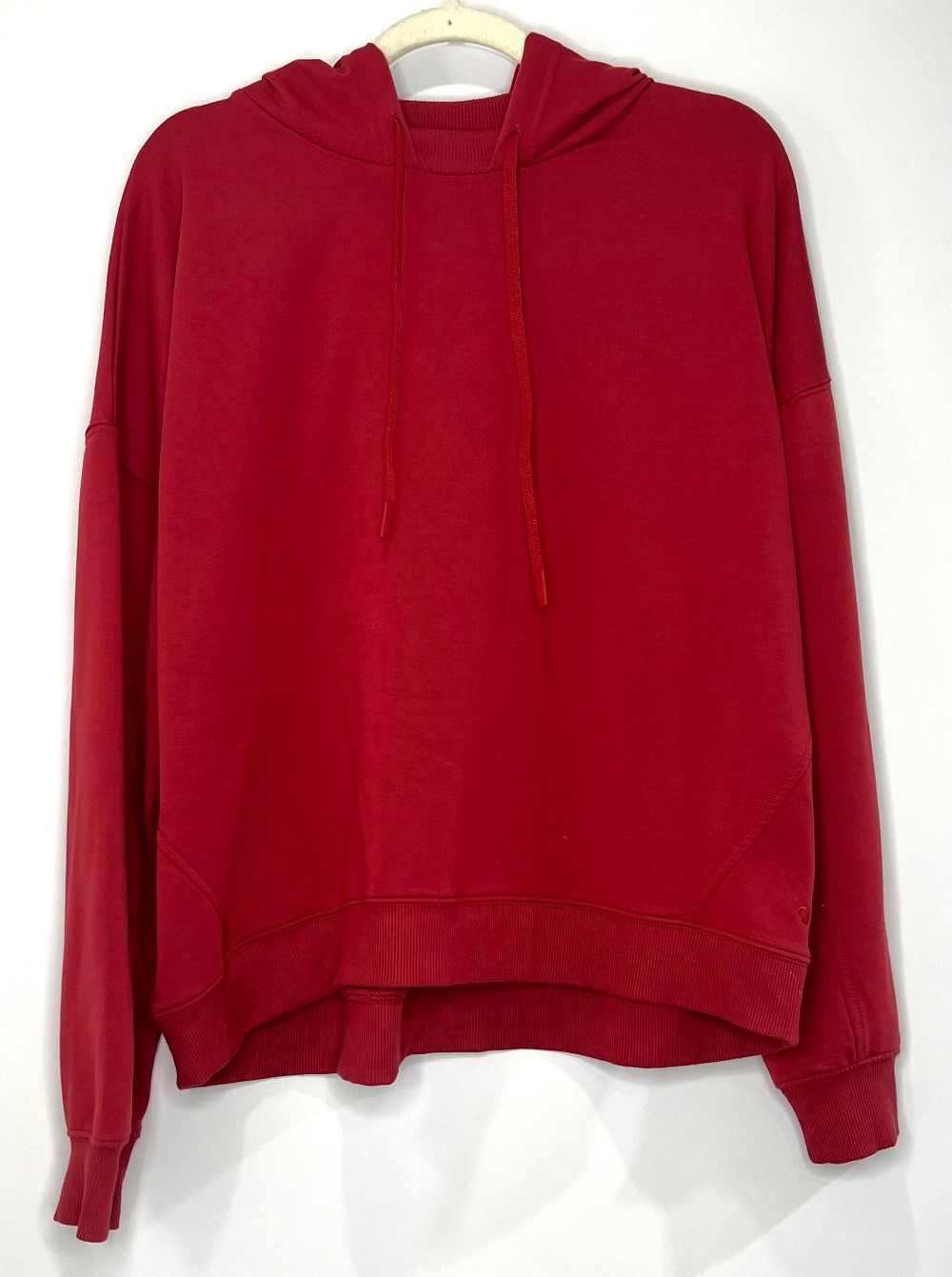 Chandail Hyba (XL) rouge (avec capuche)