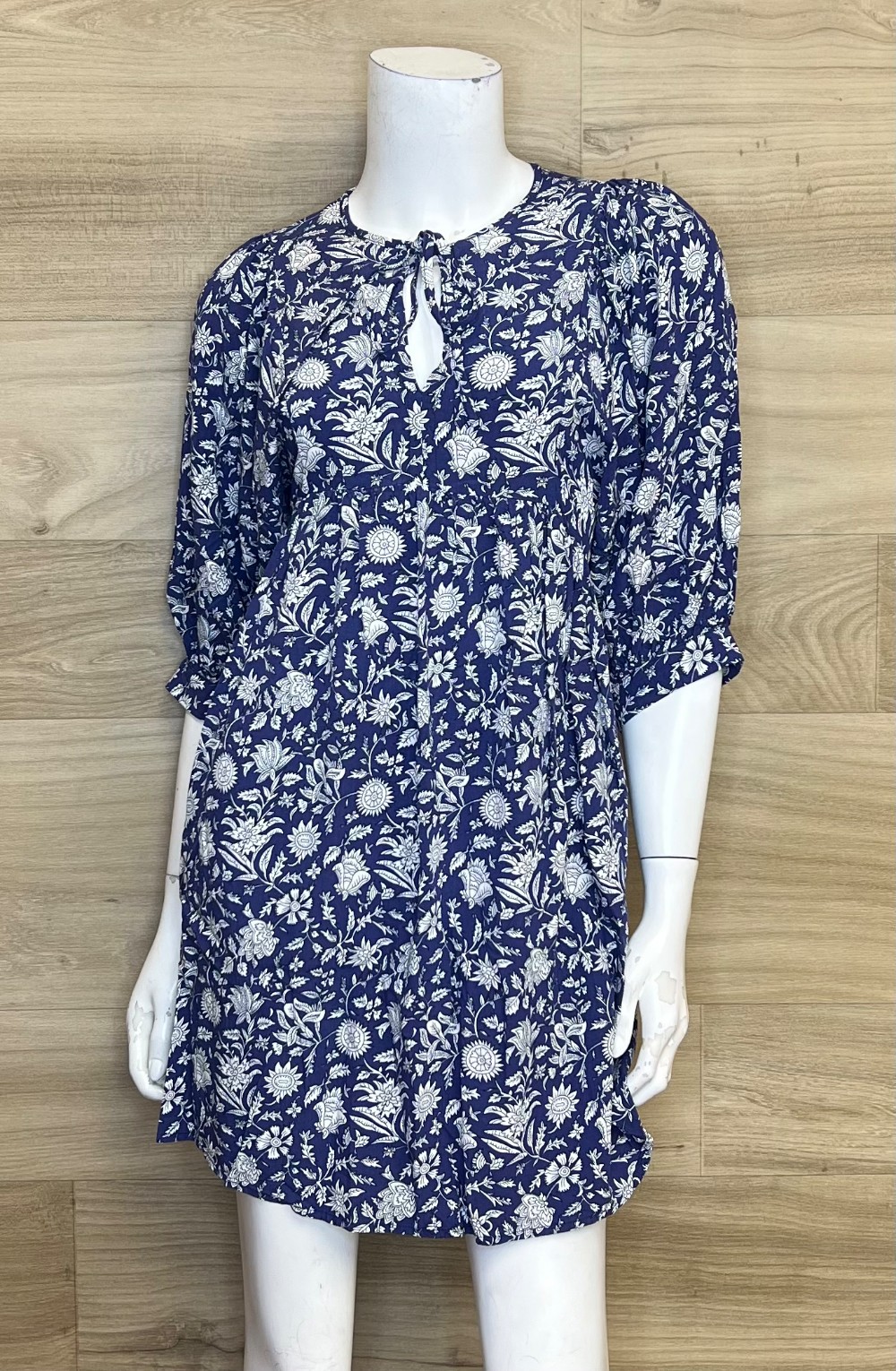Robe Marque Inconnue (S/M) bleu avec fleurs