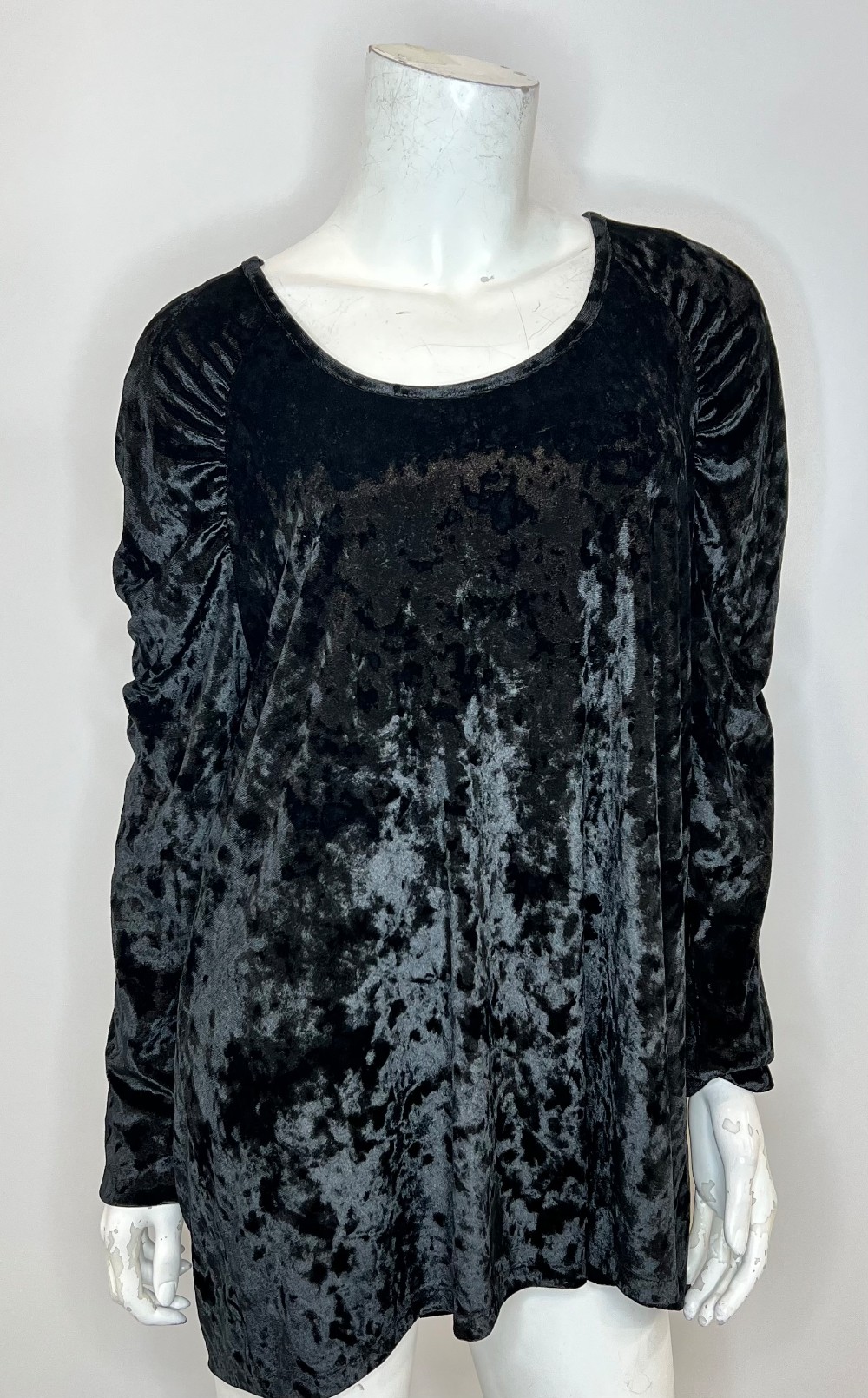 Chandail Love & Legends (XL) Noir (Velours)