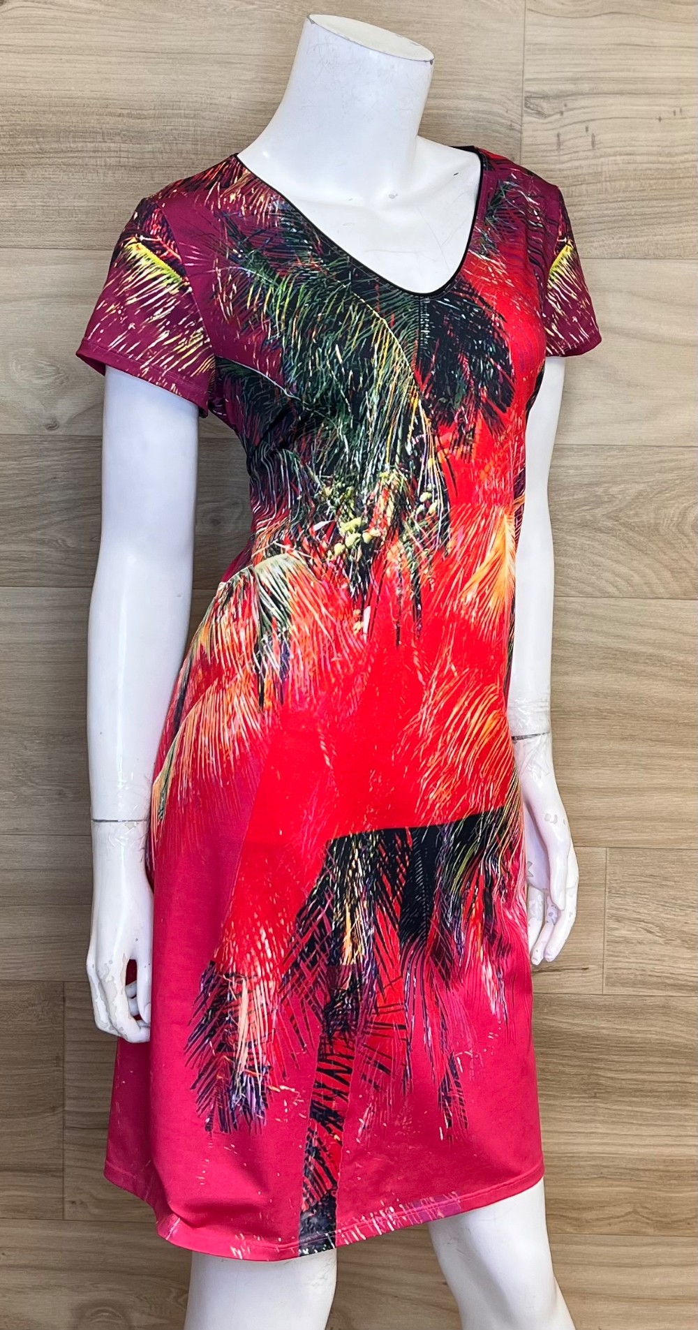 Robe Miss Versa (L) Rose, Rouge, Verte et Mauve