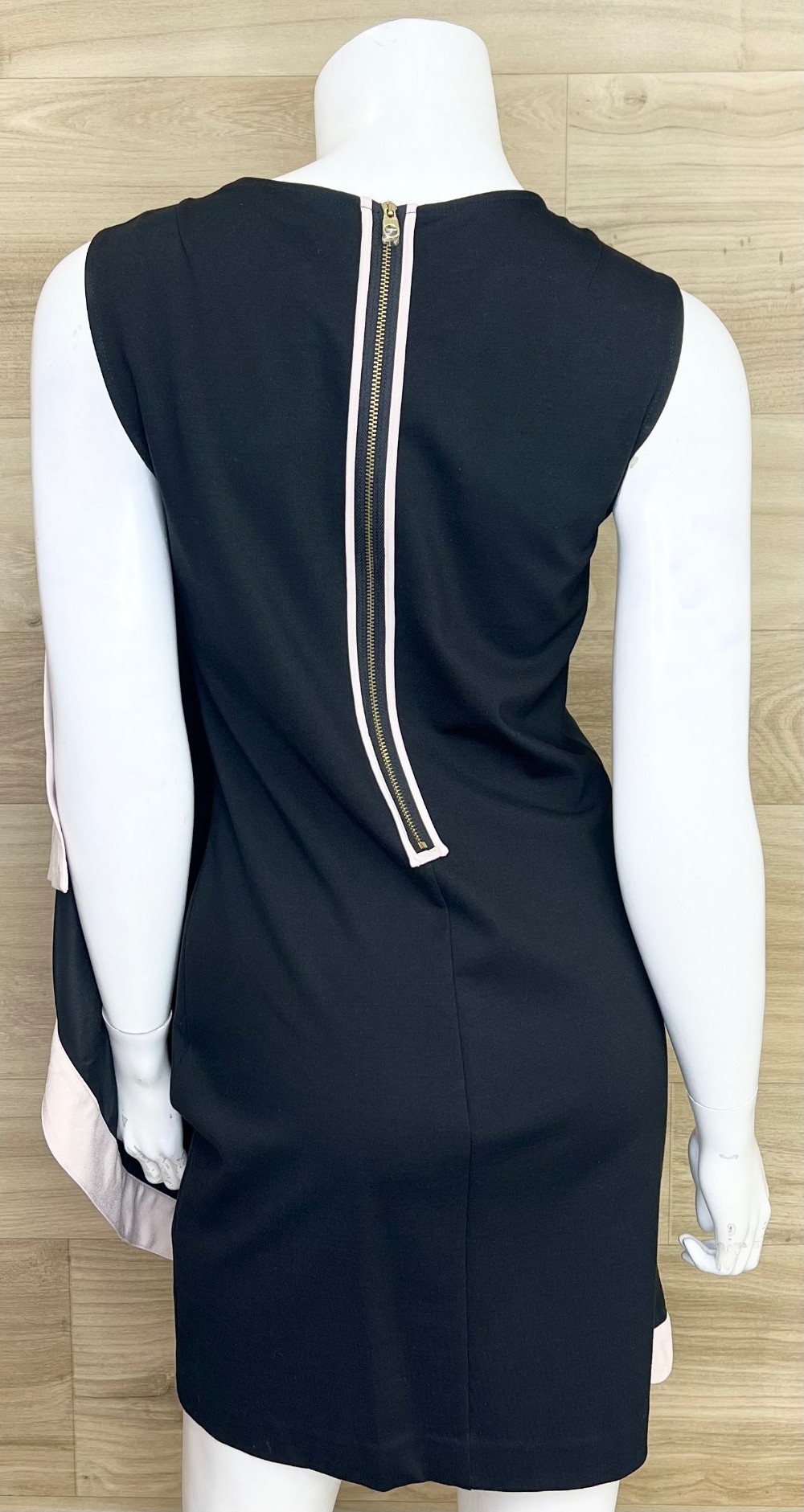 Robe Ted Baker (XS) noir et rose