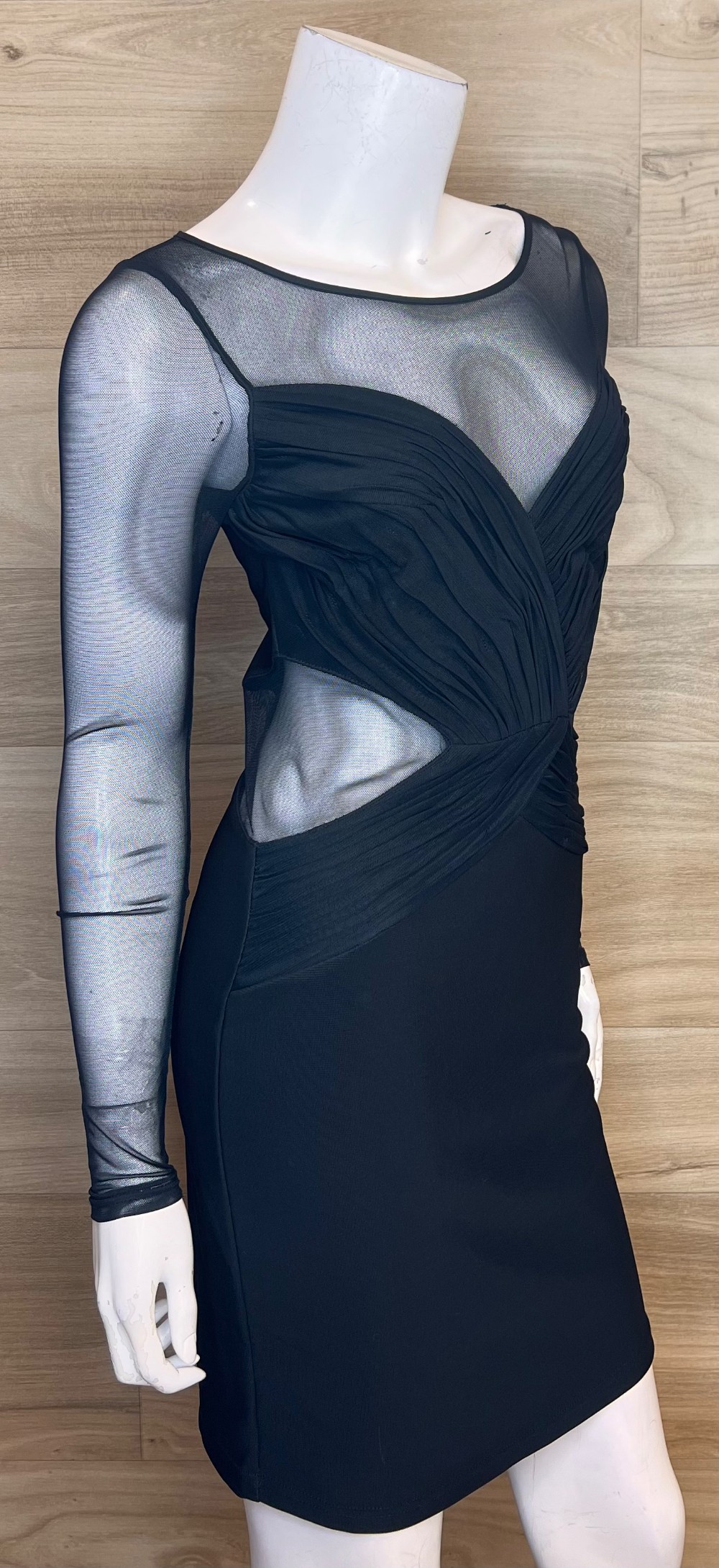 Robe Étiquette Coupée (XS) noir (partie transparente)