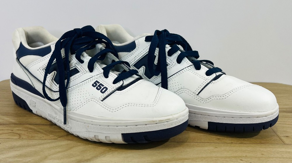 H Espadrilles New Balance (9.5) blanche et bleu
