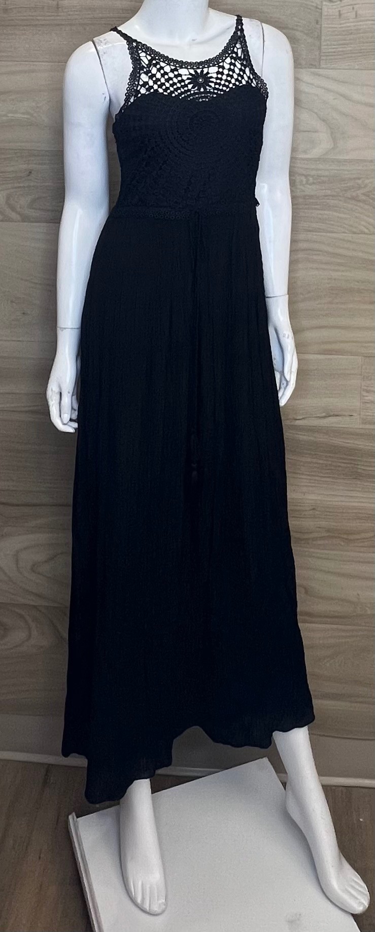 Robe Rebellion (S) noire