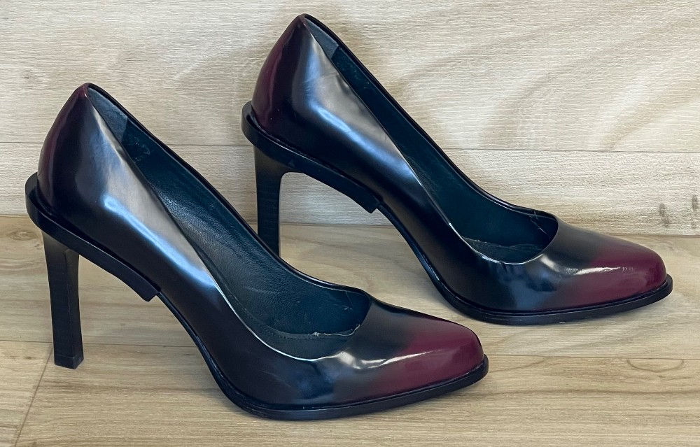 Escarpins DKNY (8.5) noir et prune (cuir)