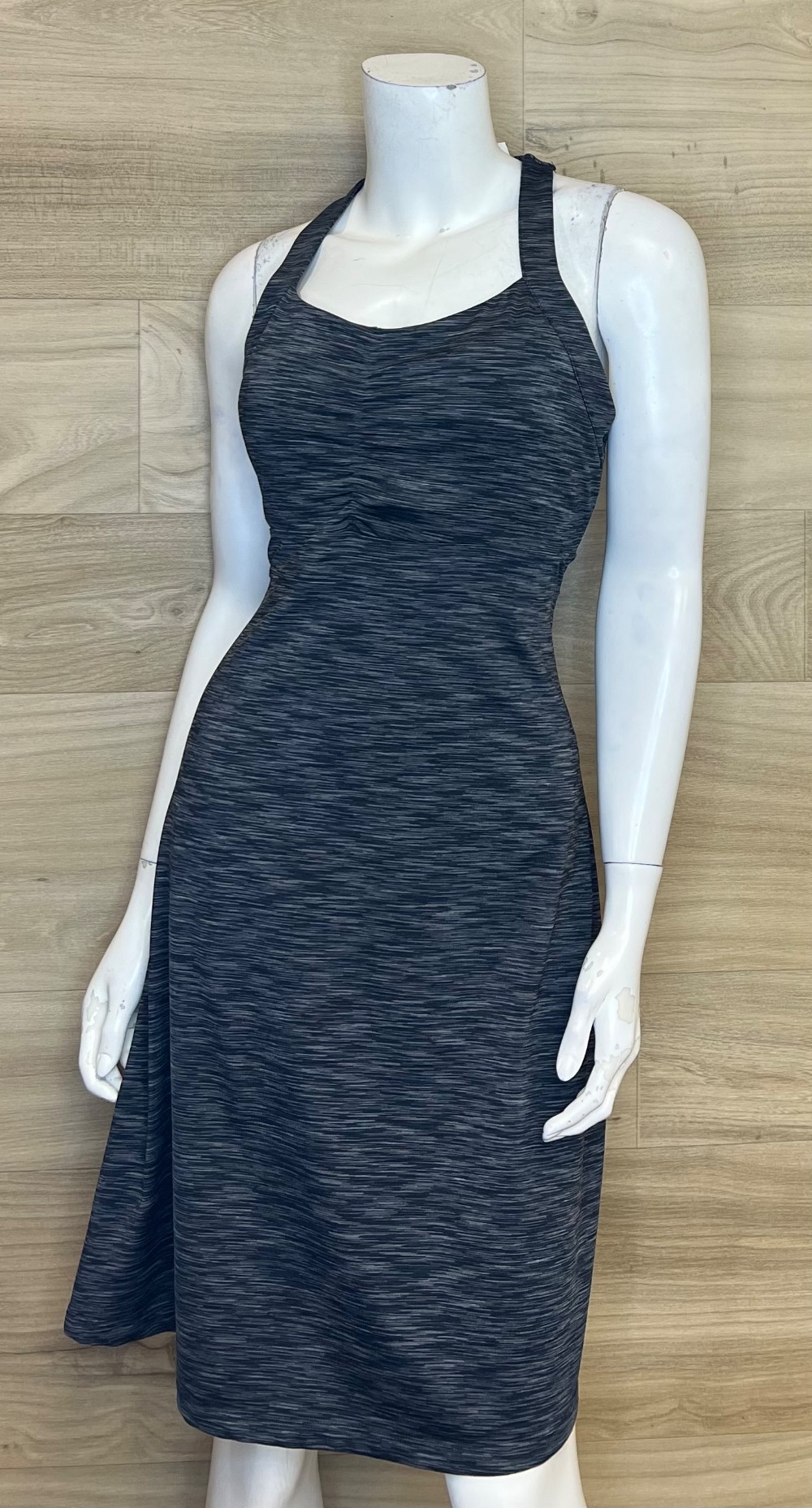 Robe Mondetta (L) grise