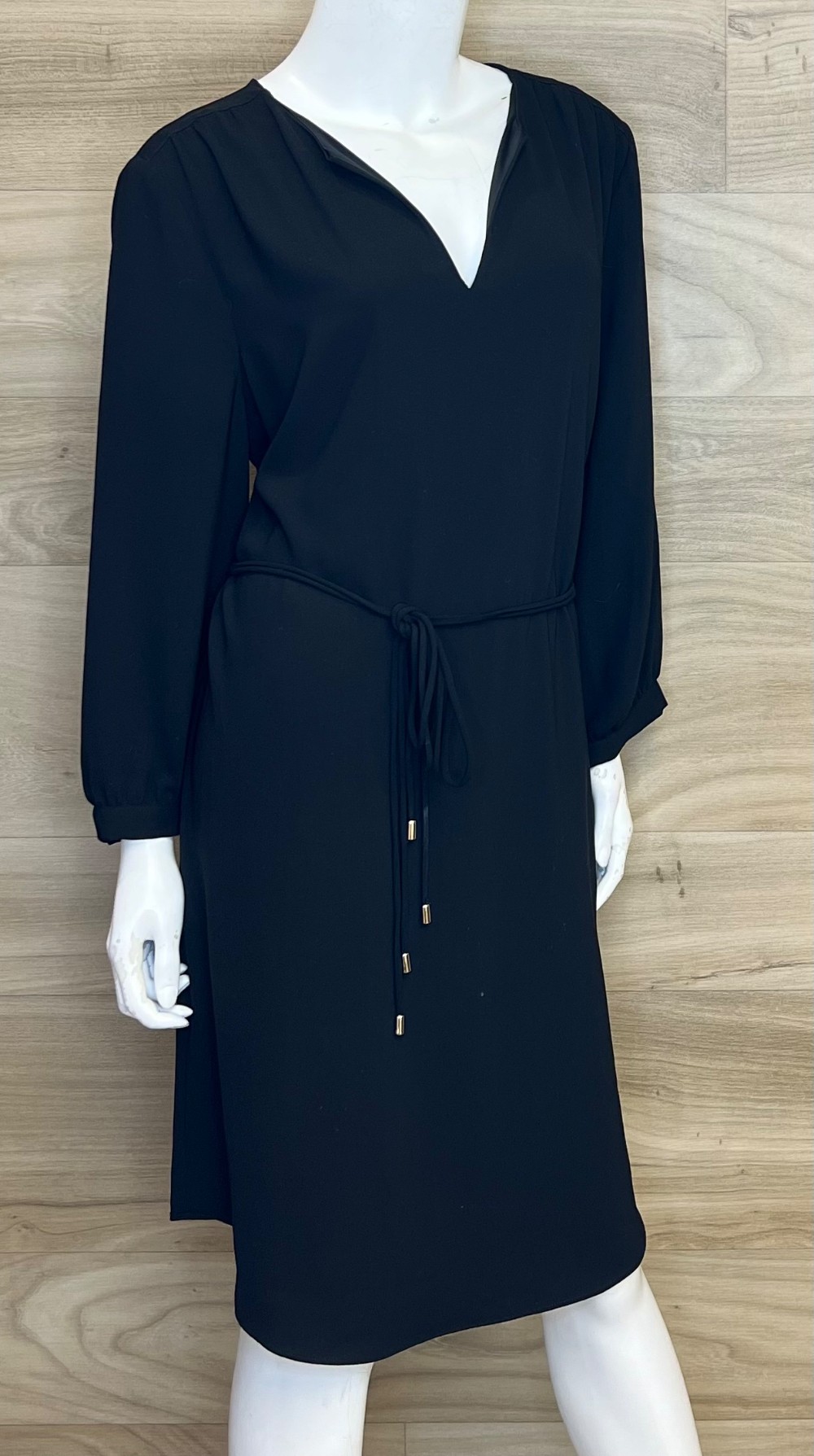 Robe Le Chateau (XL) Noire