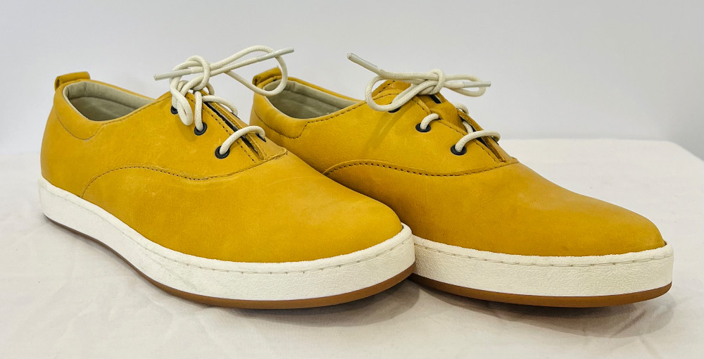 Chaussures Martino (6.5) Jaune (Cuir Veritable)