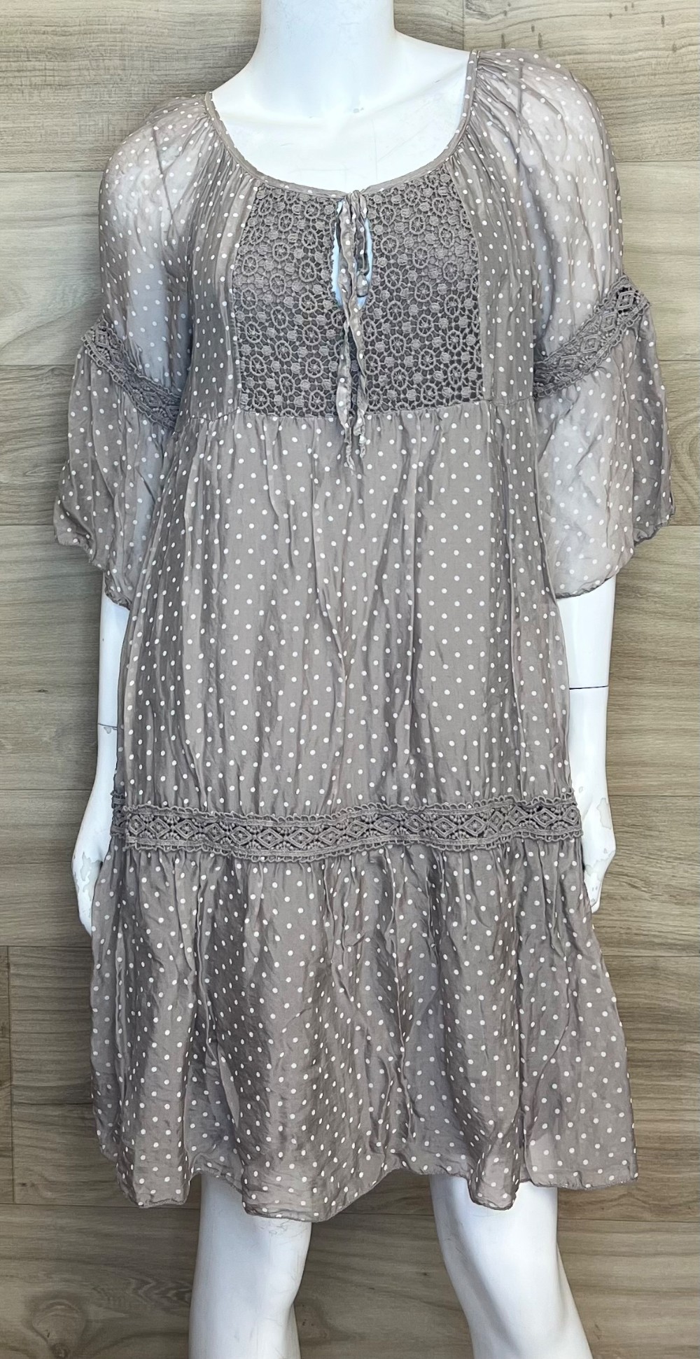 Robe Bellambia (S) beige à pois