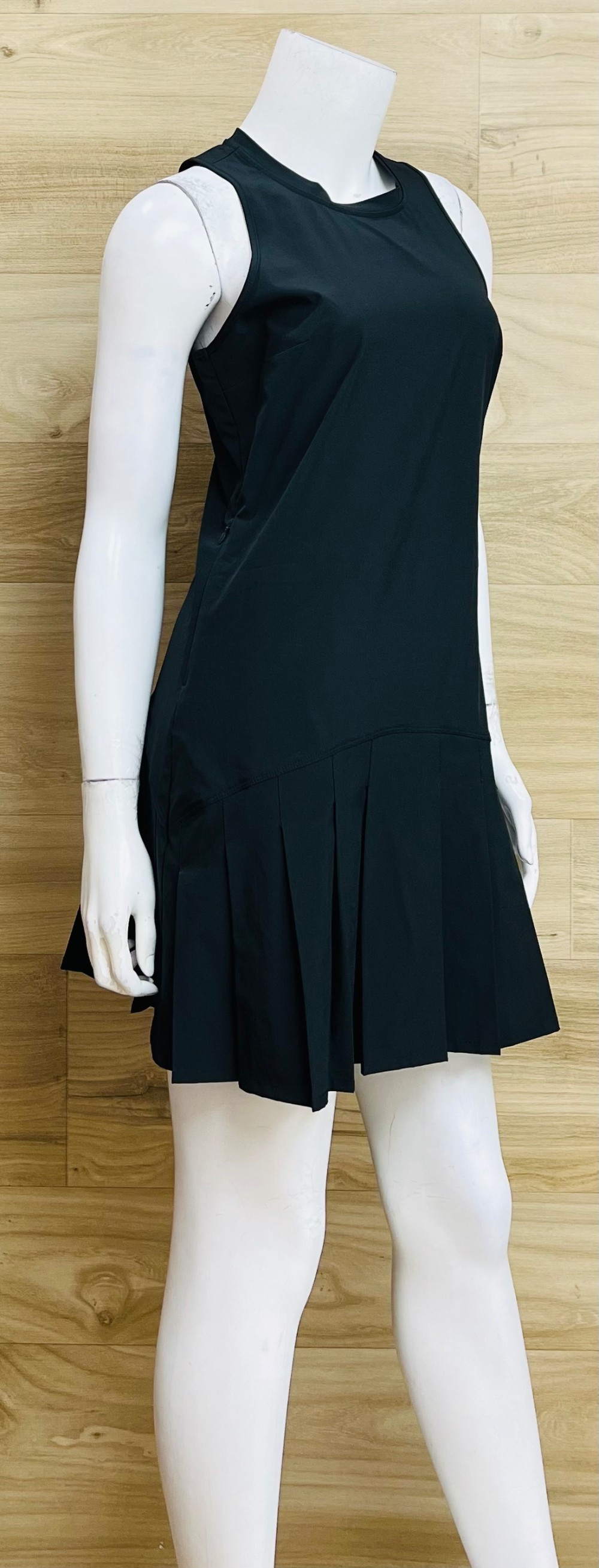 Robe Carve Designs (XS) Noir