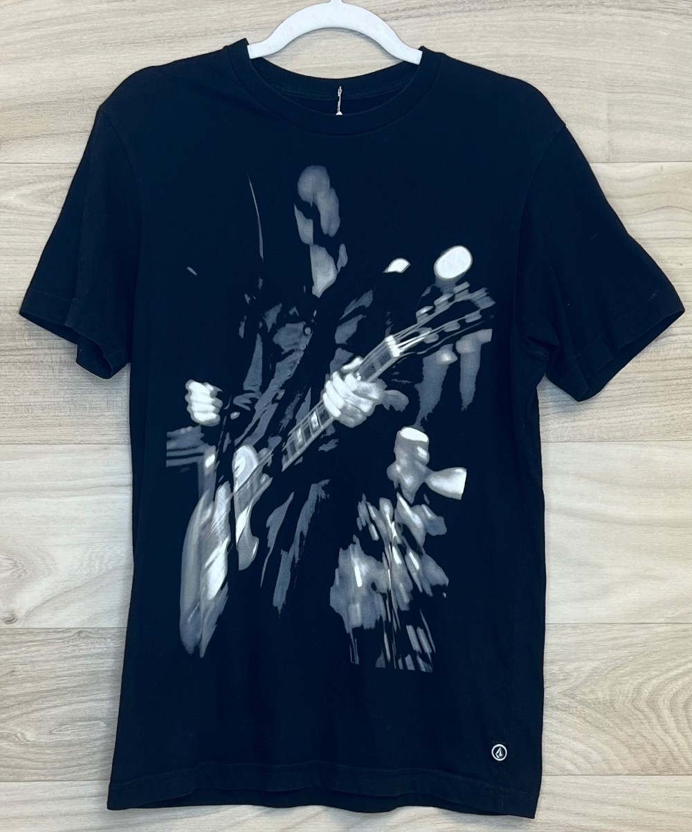 H TShirt Volcom (M) Noir (Guitariste)