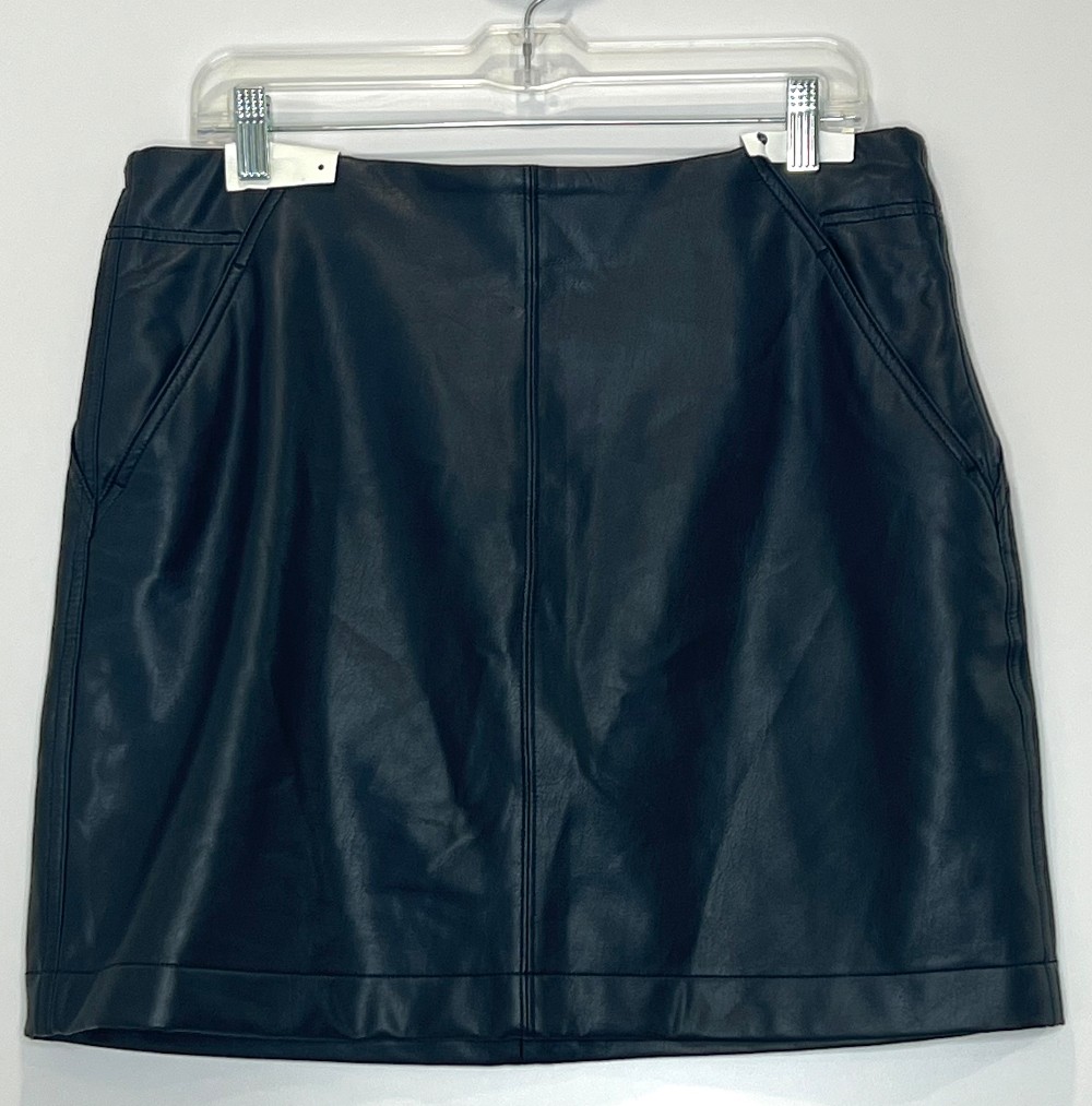 Jupe Reitmans (L) noire (faux cuir)