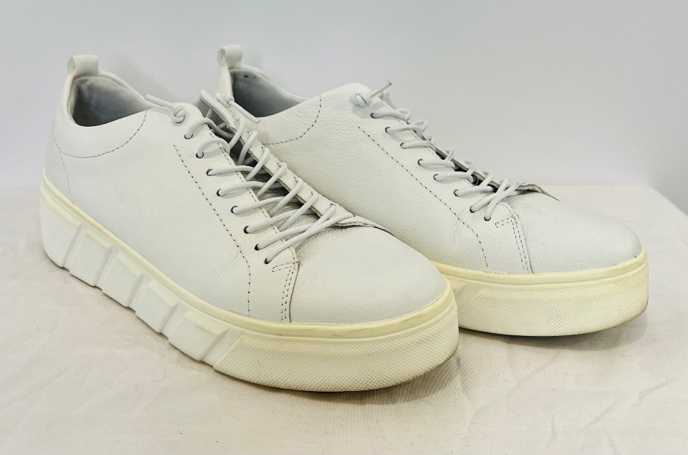 Chaussures RIEKER (40/9) blanche