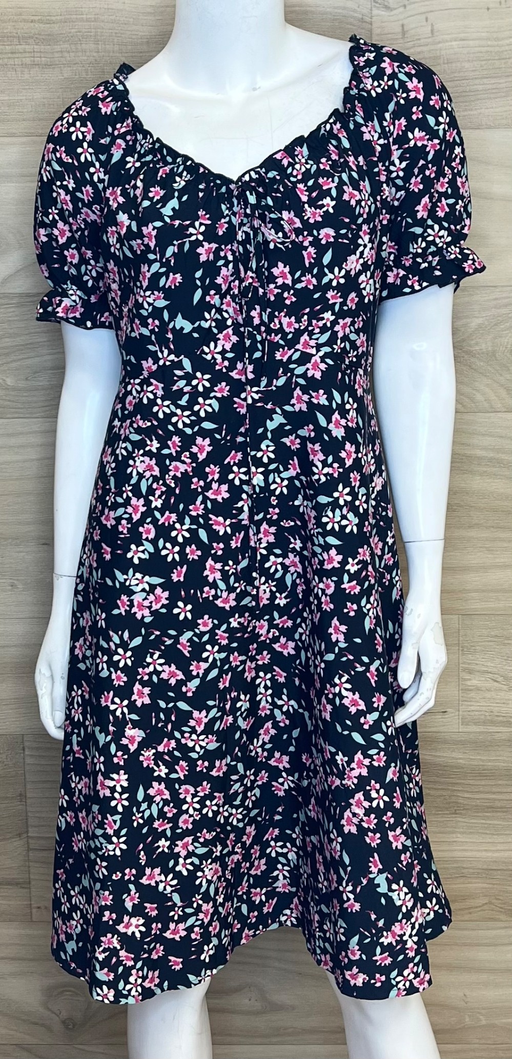 Robe Shein (3XL) Noire Fleur Rose