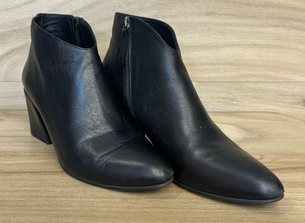 Bottillons Bueno (37/7) noirs (cuir)