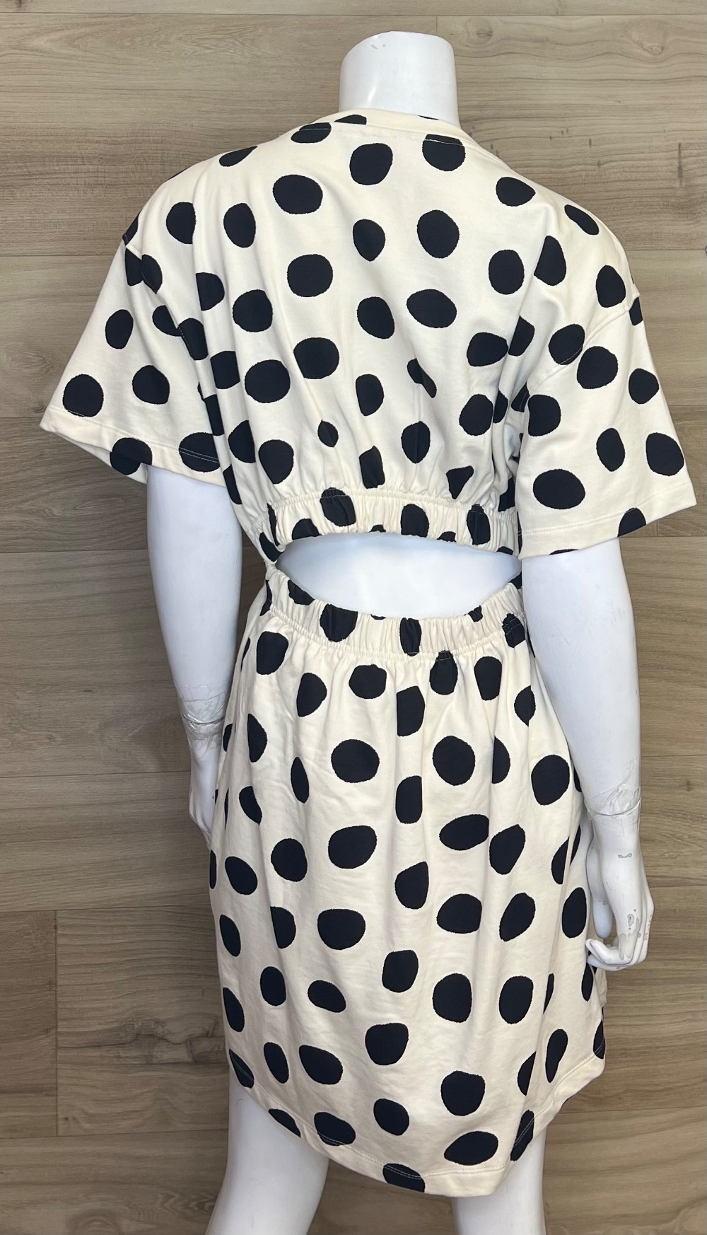 Robe Compania Fantastica (M) Ivoire Pois Noir (Dos Ouvert)