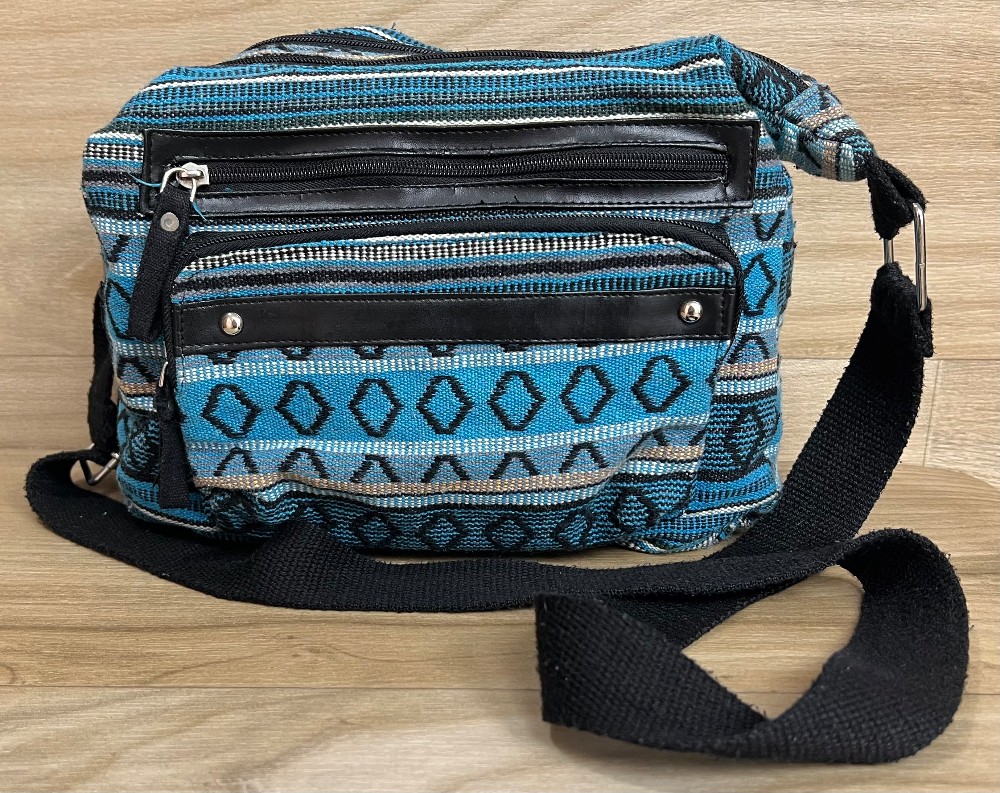 Sacoche Marque Inconnue Bleue (tissu)