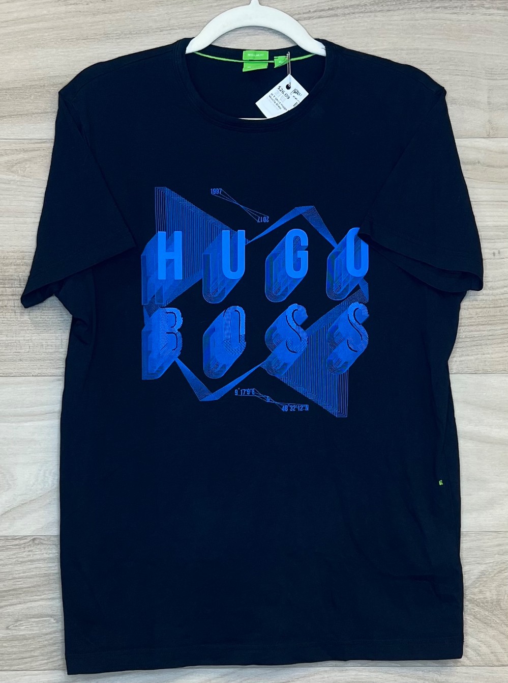 H T Shirt Hugo Boss (S) Noir Motifs Bleu