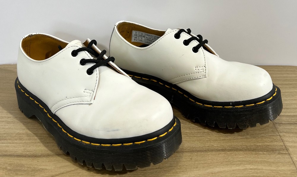 Chaussures Dr Martens (5) blanches