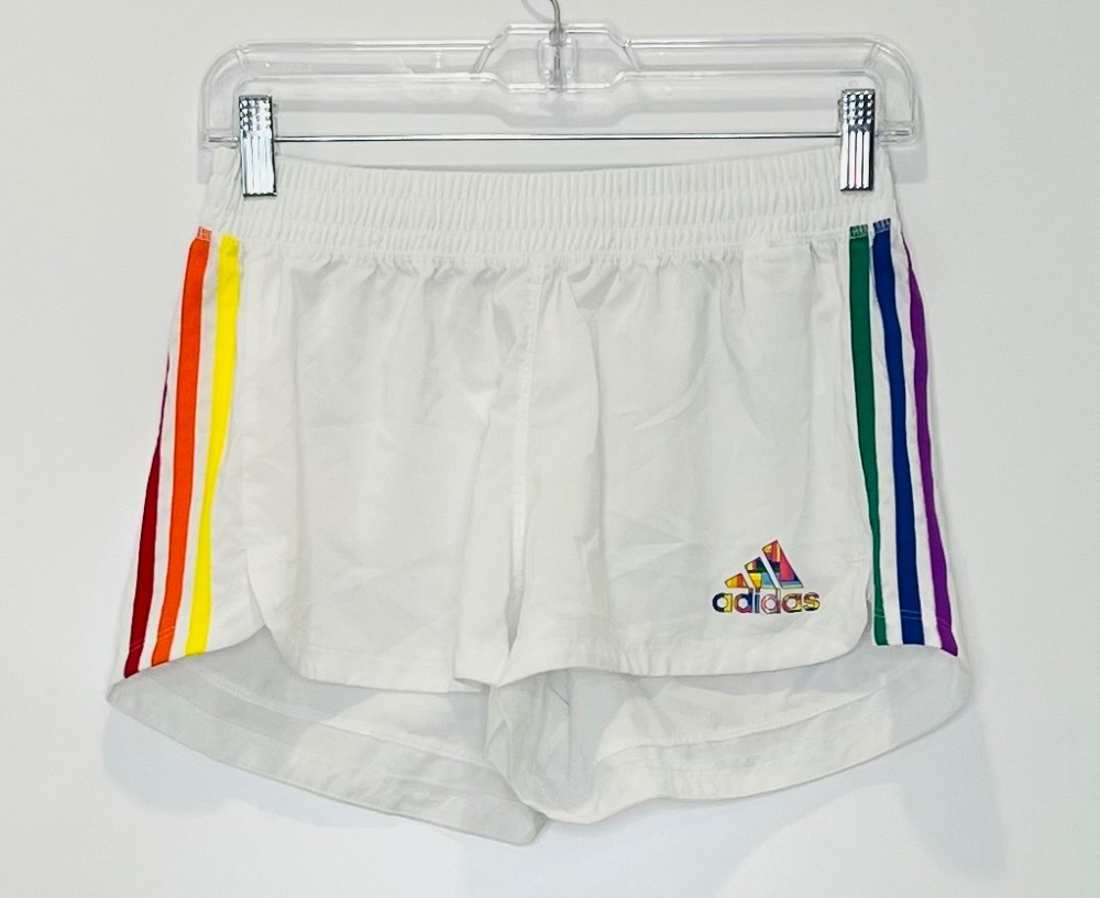 Short Adidas (XS) blanche avec bandes colorées