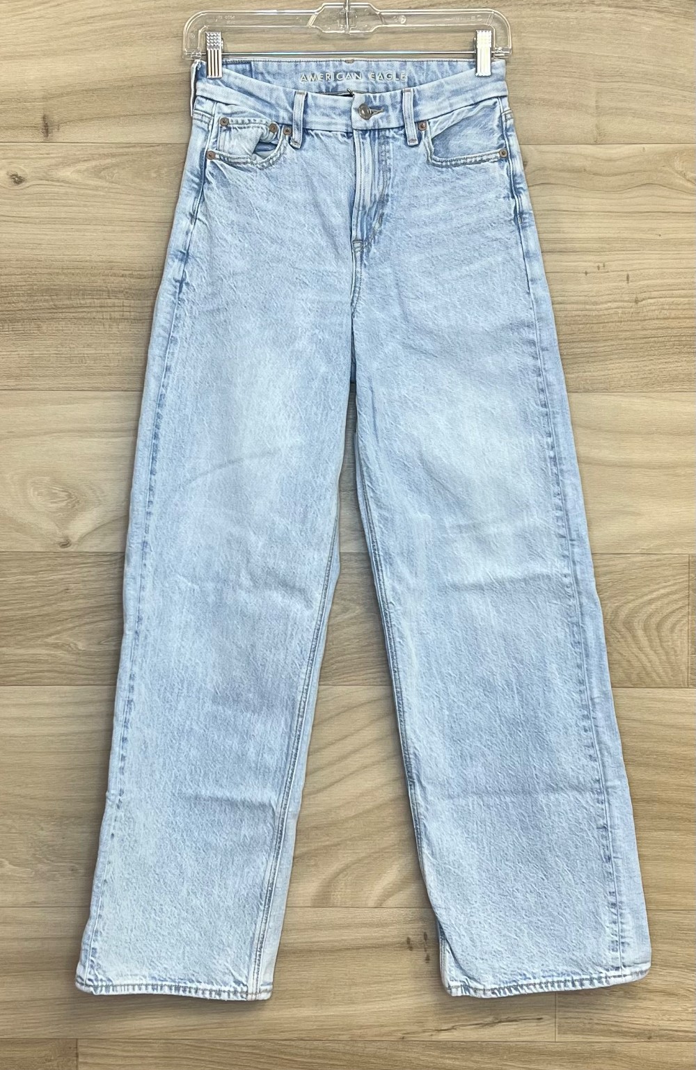 Jeans American Eagle (XS/0) bleu pâle