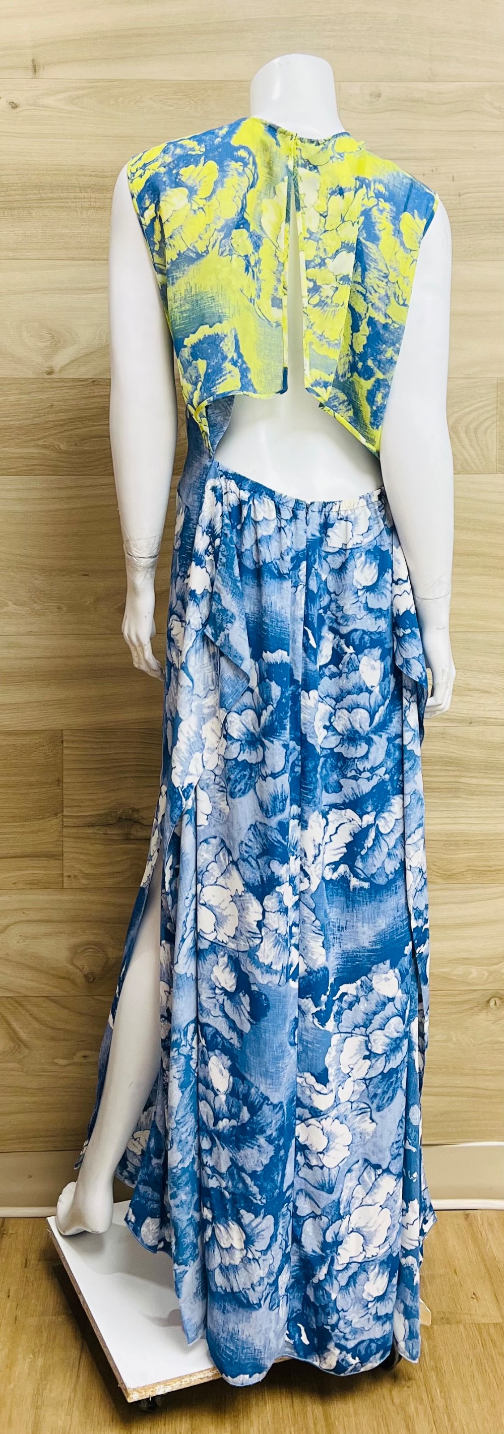 Robe BCBG (M) Bleu Fleur(Dos Ouvert)