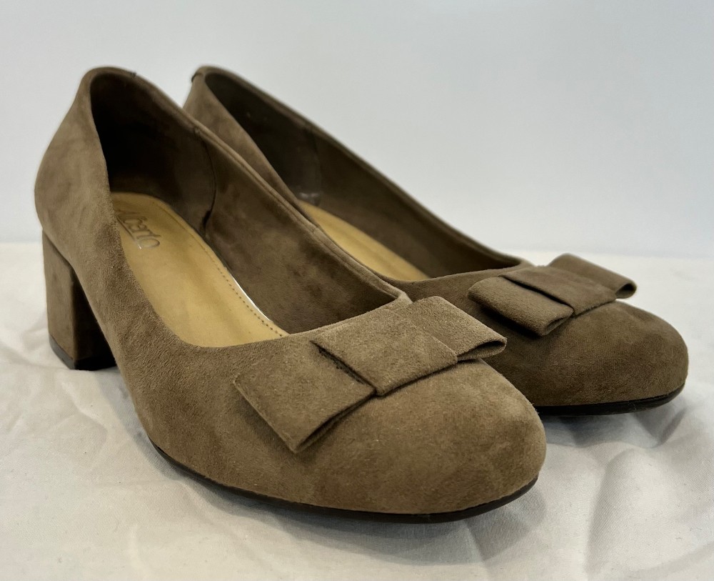 Souliers Alberto (6) Beige (Suedine & Boucle)