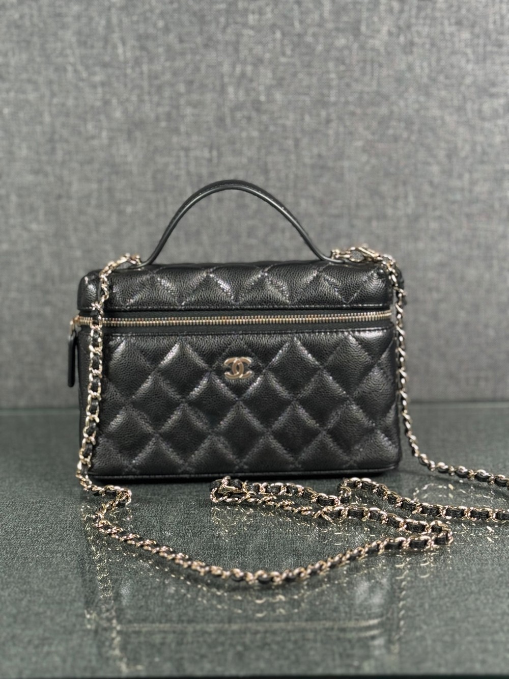 CHANEL TOP HANDLE  CAVIAR