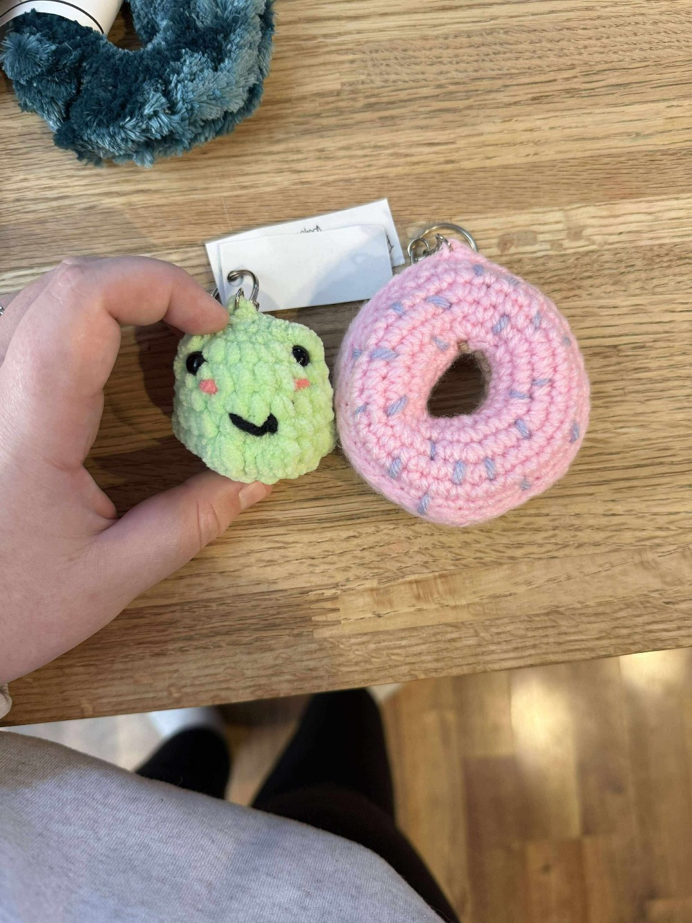 W - Frog Keychain