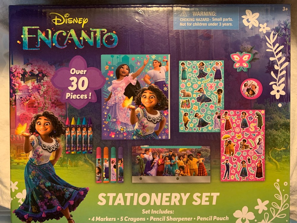 W - Disney Encanto Stationary Set